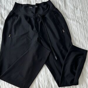 Old Navy Women's Black Joggers with Drawstring